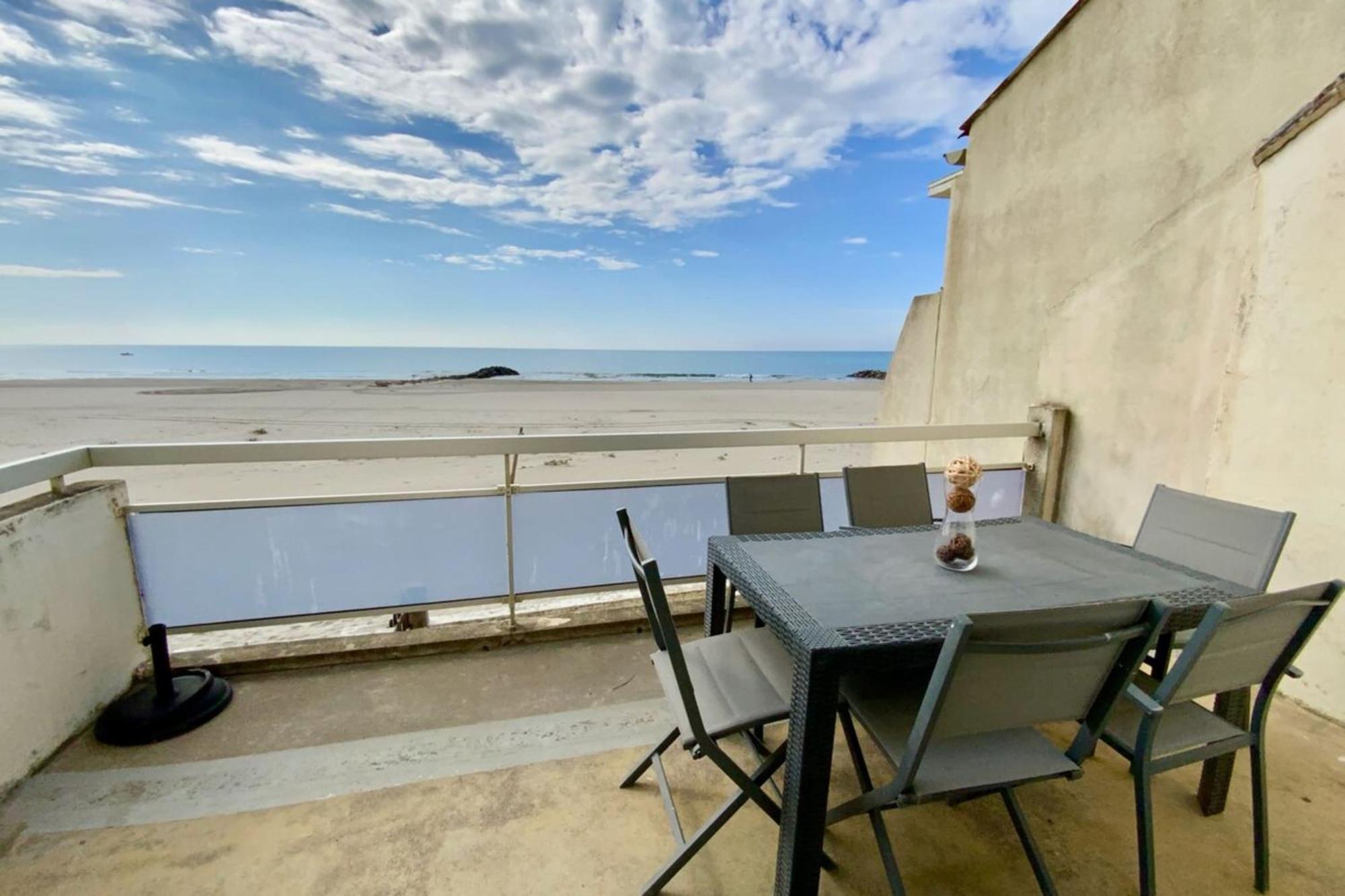 The Beach - Beachfront 2 Bedrooms With View ! Palavas-les-Flots Bagian luar foto