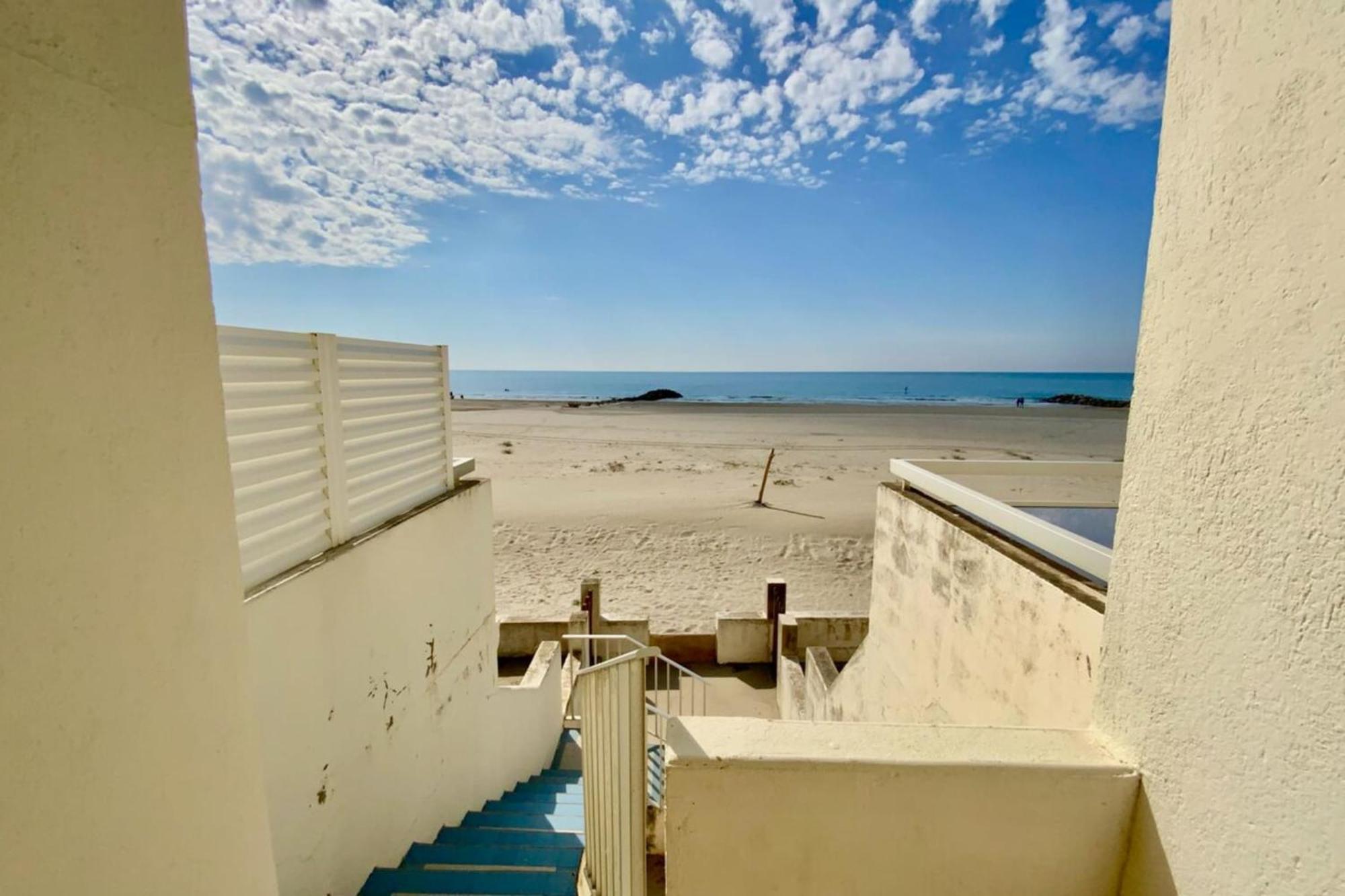 The Beach - Beachfront 2 Bedrooms With View ! Palavas-les-Flots Bagian luar foto